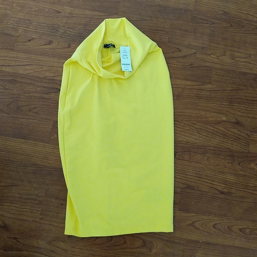 Bebe midi skirt yellow sz XS